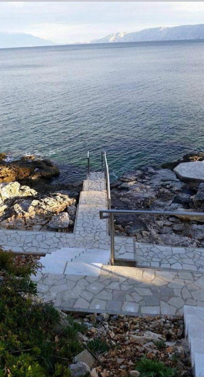 Sea House Lea Apartment Novi Vinodolski Exterior photo