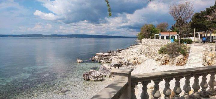 Sea House Lea Apartment Novi Vinodolski Exterior photo